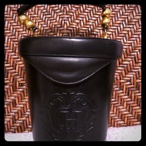 Pre-Loved ❤️ Authentic Carolina Herrera.